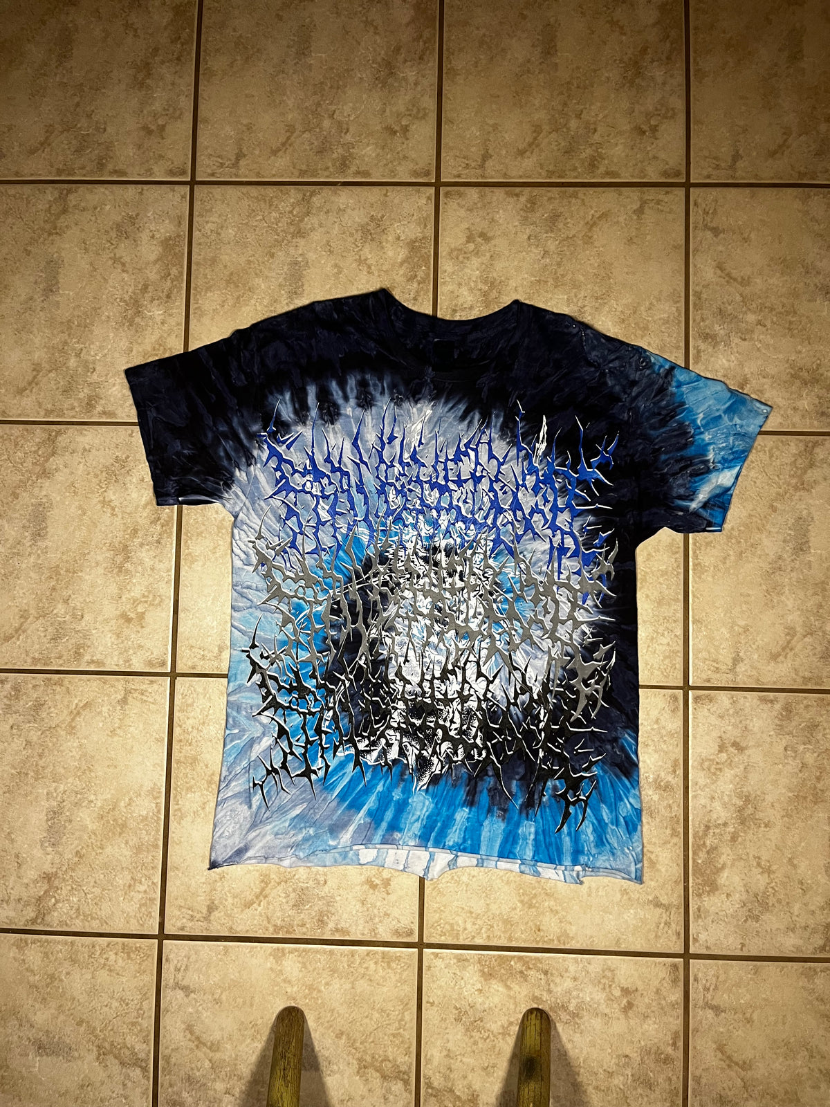 Tie die metal