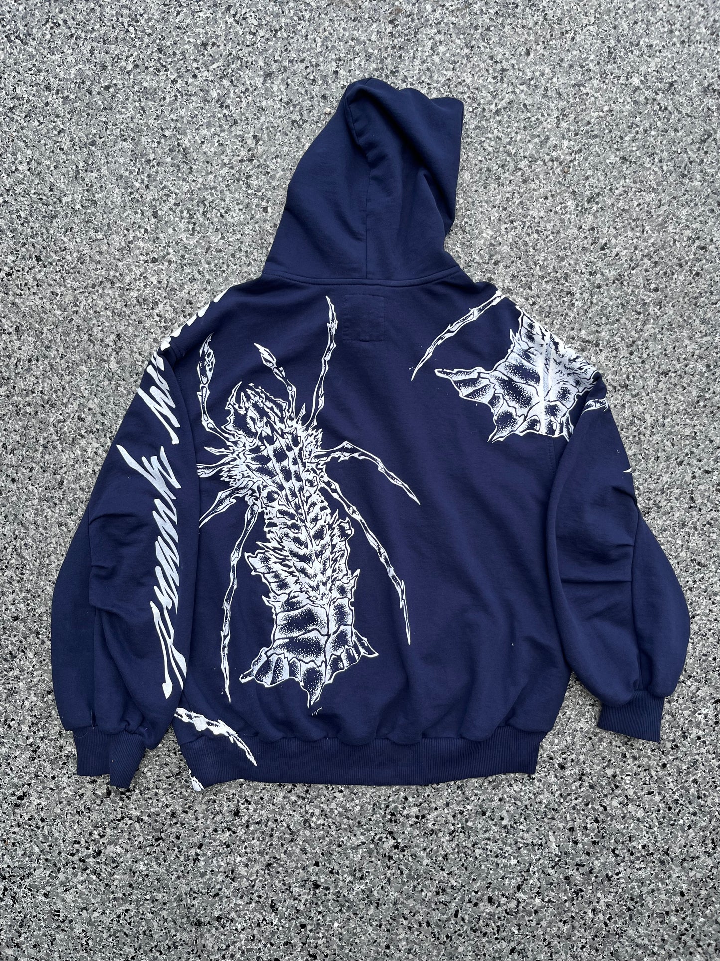 CRUSTACEAN ALL OVER