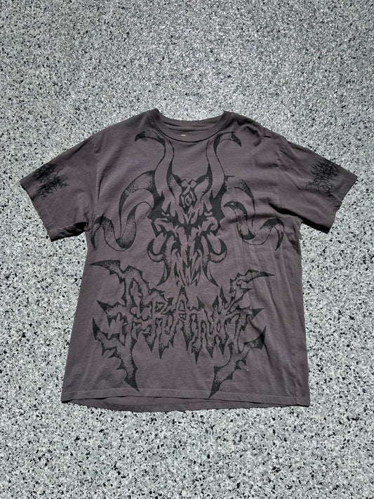 BLACK ON BLACK SKULL TEE